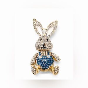 Gold Tone Bunny Brooch
